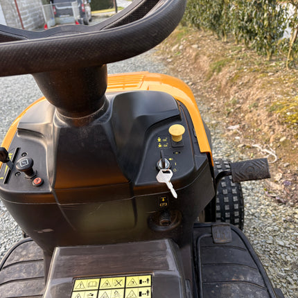 Stiga 3398HW 38" Ride On Lawnmower