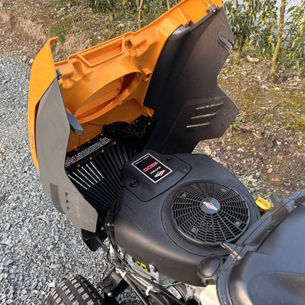 Stiga 3398HW 38" Ride On Lawnmower